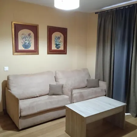 Apartamentos Turisticos La Garza Apartment *